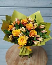 Букет цветов из:  Альстромерии и Розы в Менделеевске
