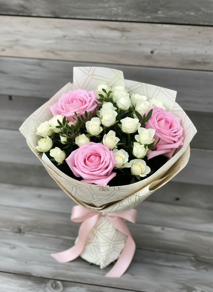 Букет цветов из: Розы в Менделеевске