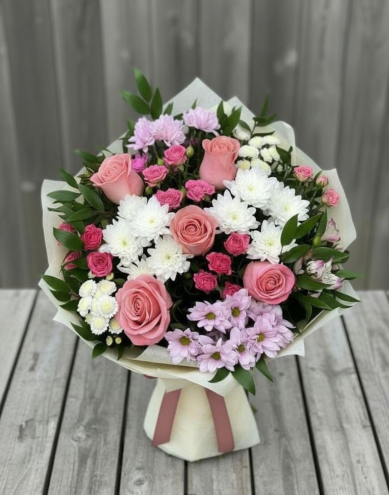 Букет цветов из: Альстромерии, Гвоздики, Розы и Хризантемы в Менделеевске