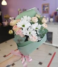 Букет цветов из:  Хризантемы и Розы #REPLACE_PRED# Менделеевске