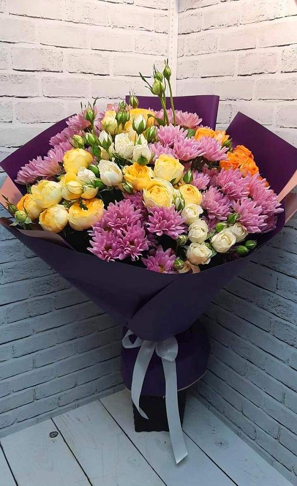 Букет цветов из: Хризантемы и Розы в Менделеевске