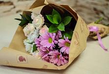 Букет цветов из:  Розы и Хризантемы #REPLACE_PRED# Менделеевске