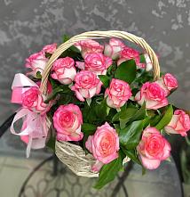 Цветочная композиция из Розы в корзине #REPLACE_PRED# Менделеевске