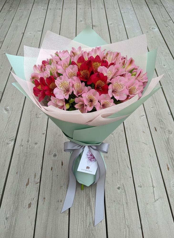 Букет цветов из: Альстромерии в Менделеевске