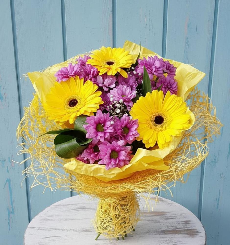 Букет цветов из: Хризантемы и Герберы в Менделеевске
