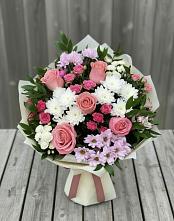 Букет цветов из:  Альстромерии, Гвоздики, Розы и Хризантемы в Менделеевске