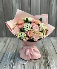 Букет цветов из:  Гвоздики, Розы и Хризантемы в Менделеевске