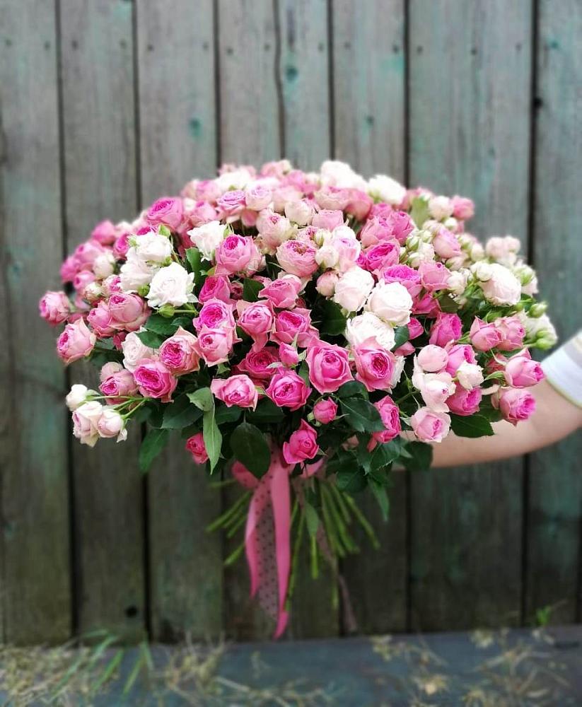 Букет Розовые кустовые розы Натали и Лав Лидия в Менделеевске